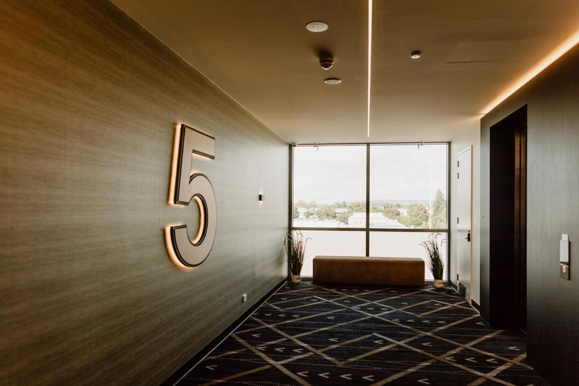 Bridgeport Hotel マレー・ブリッジ エクステリア 写真